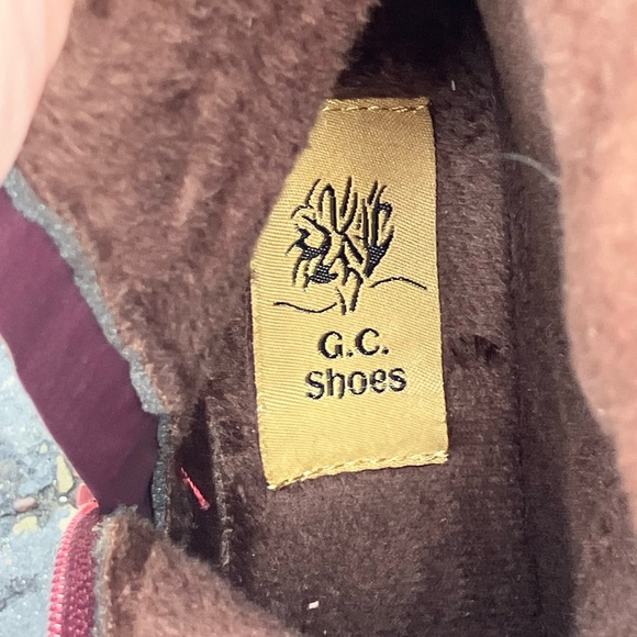 Women's Burgundy Wedge Boots - Picture 4 of 6